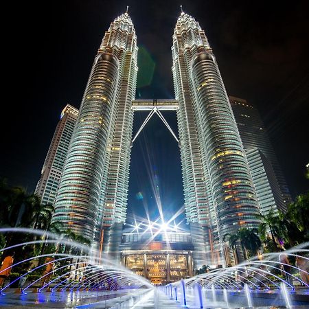 Sky Suites At Klcc By Mitstay Kuala Lumpur Esterno foto