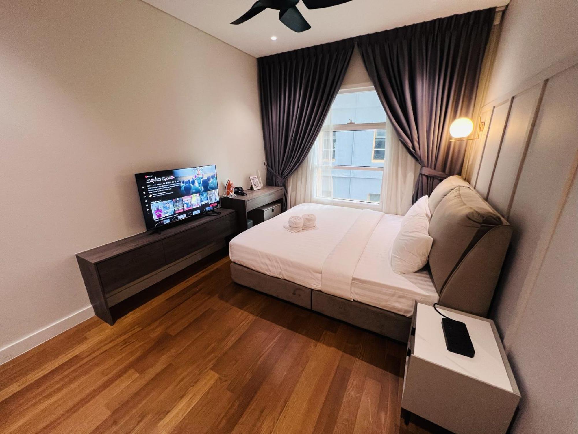 Sky Suites At Klcc By Mitstay Kuala Lumpur Esterno foto